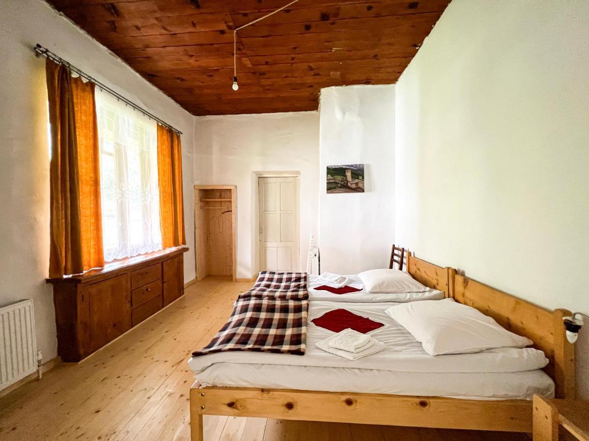 Guest House Svan-Ski Mestia Extérieur photo